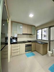 Grandeur 8 (D20), Condominium #529805261